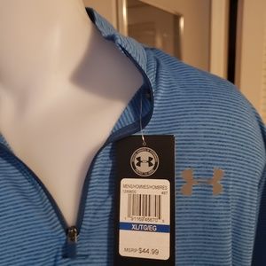 Long sleeve Under Armor Workout Shirt